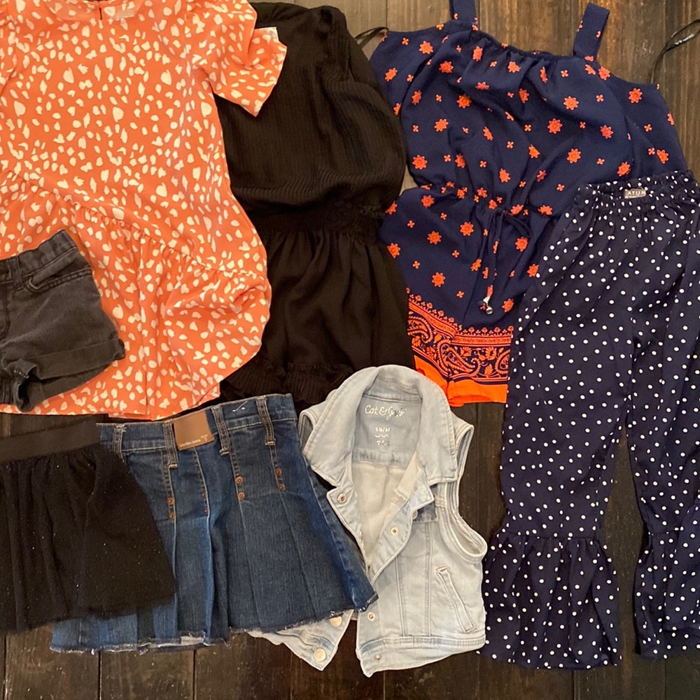 Girls summer lot